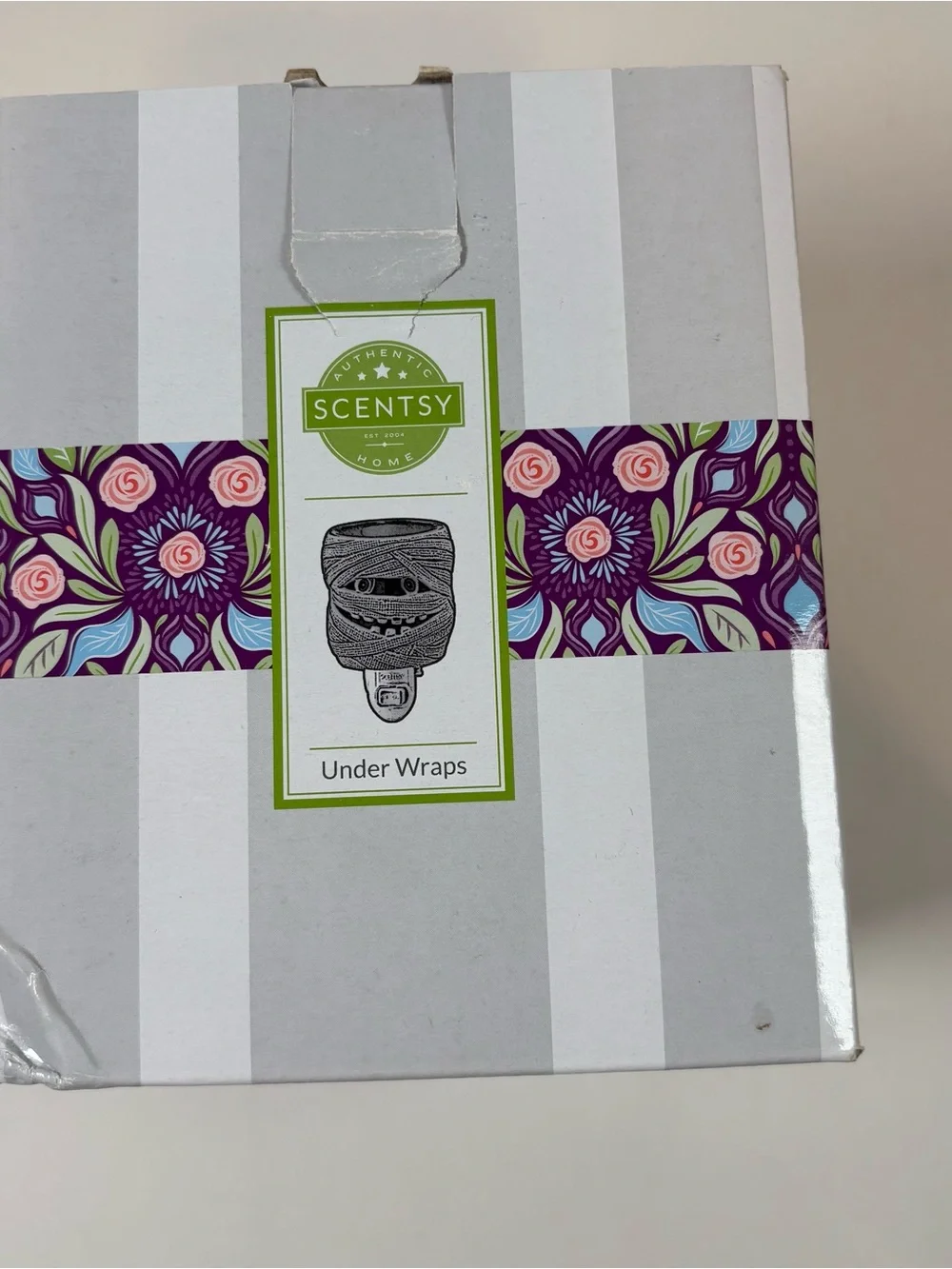 Scentsy Under Wraps Mummy Wax Warmer Halloween Spooky Wall Plug In Retired